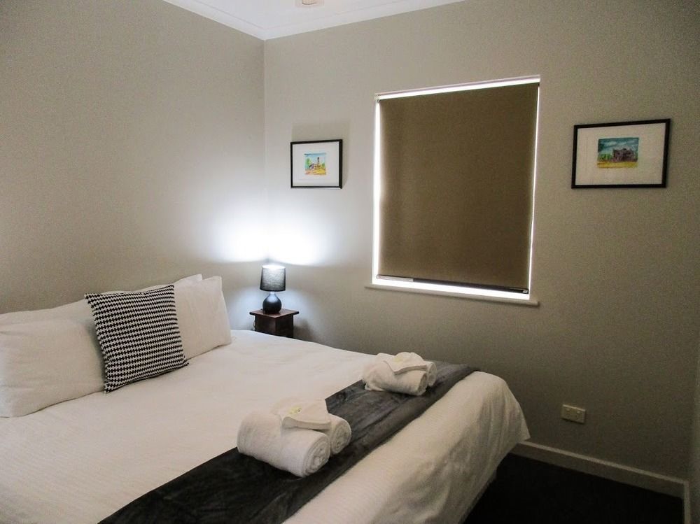 Mews Apartment